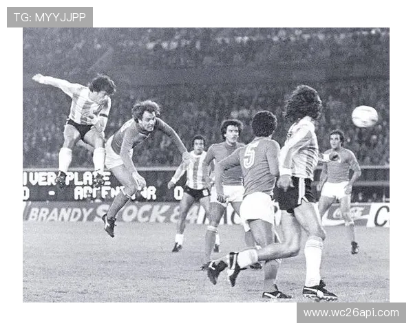 世界杯死亡之组的精彩瞬间回顾：那些令人难忘的激烈比赛与精彩表现